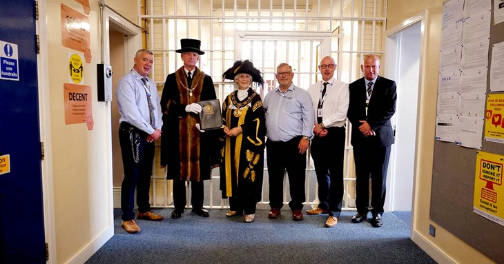 Lord Mayor delivers book of condolence to Exeter Prison 