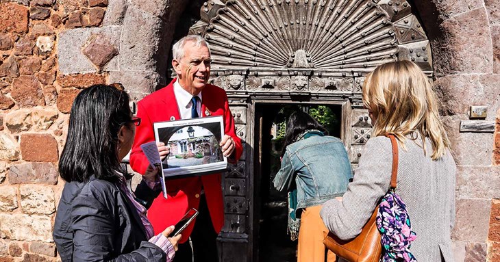 Exeter’s free guided Red Coat tours win glowing praise online 